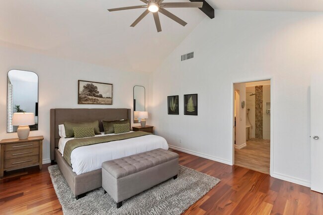 Building Photo - 55935 Pinehurst