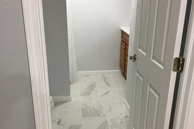 Building Photo - 5306 Meadowlark Ln