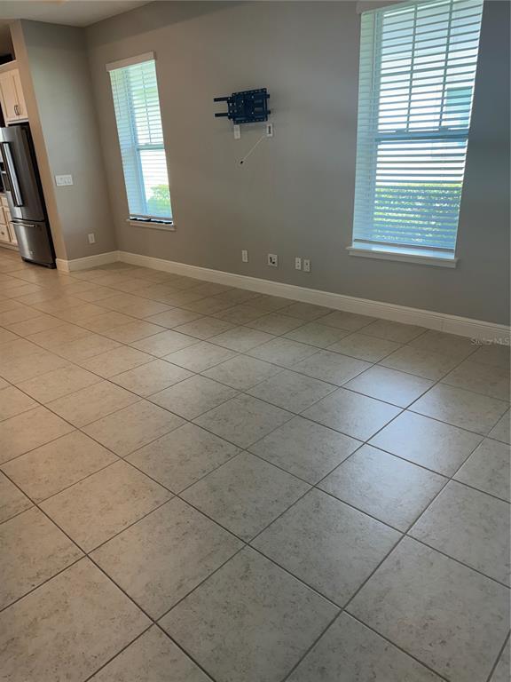 Building Photo - 6940 Bridgman St