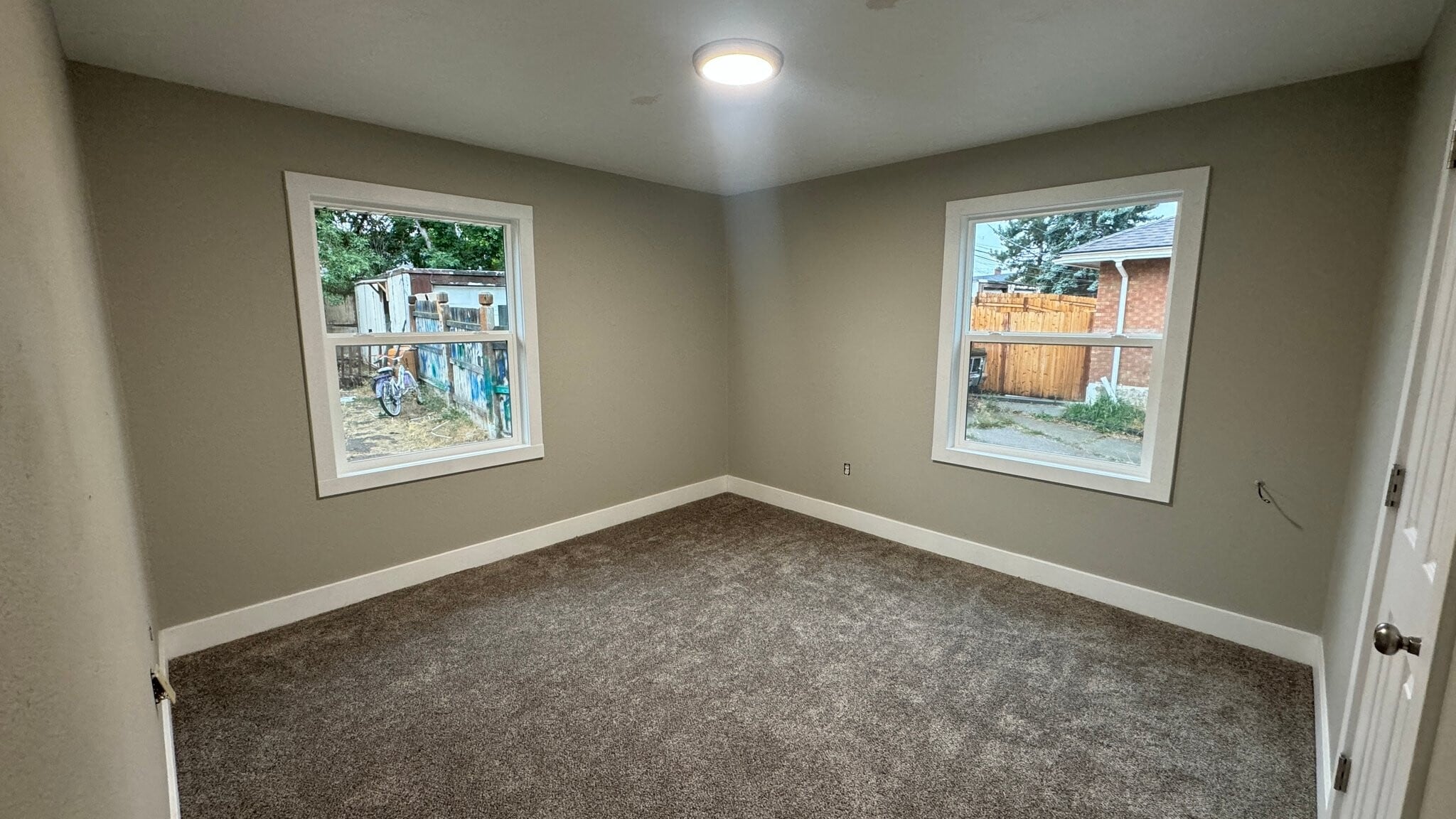 Building Photo - 507 Linden Dr