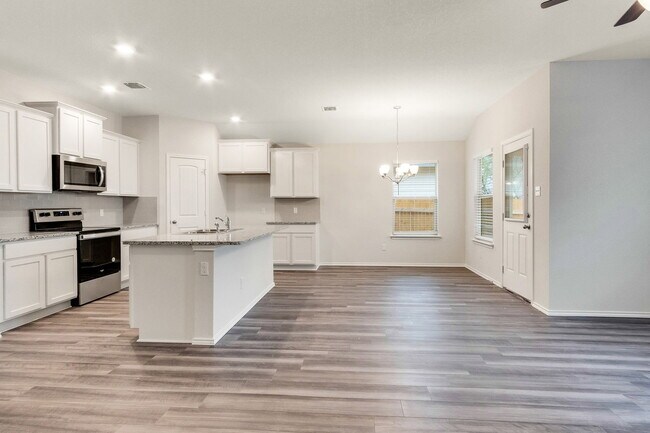 Building Photo - 117 Nathaniel Dr