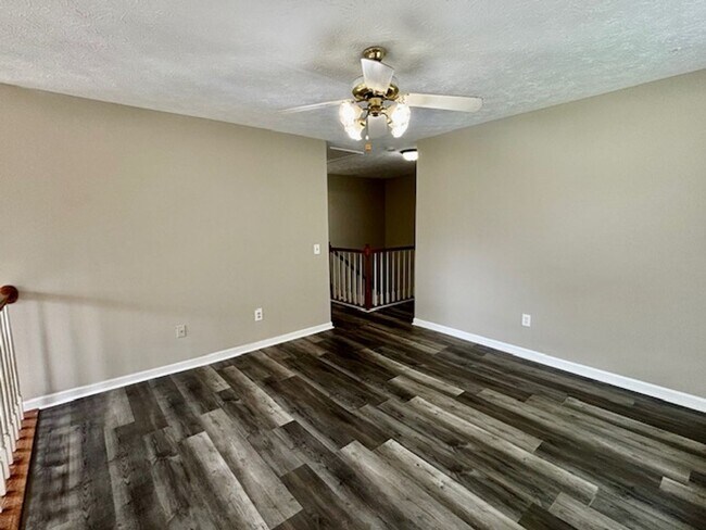 Building Photo - 3484 Shady Woods Cir