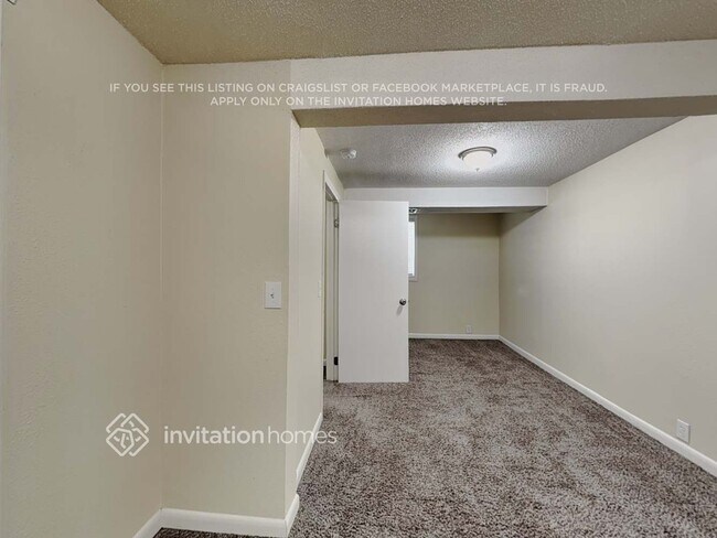 Building Photo - 11705 Adams St