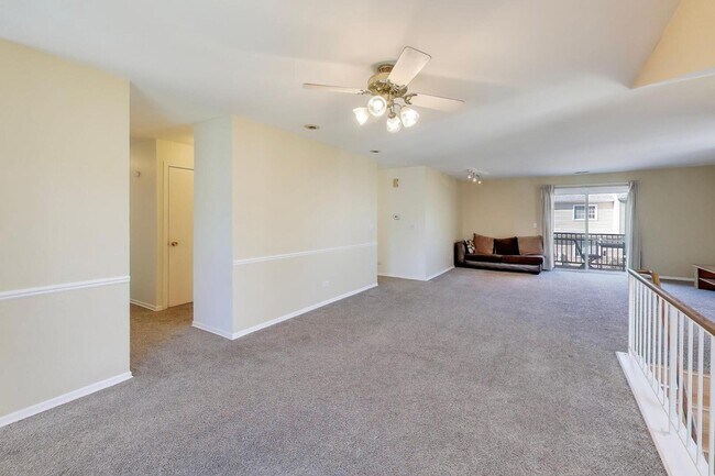 Building Photo - 2122 Southwind Cir