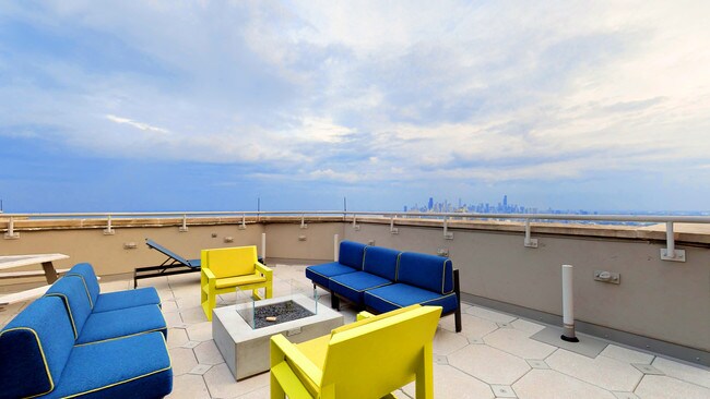 Building Photo - 3660 N Lake Shore Dr