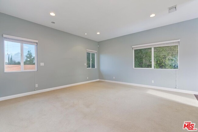 Building Photo - 22482 Calipatria Dr