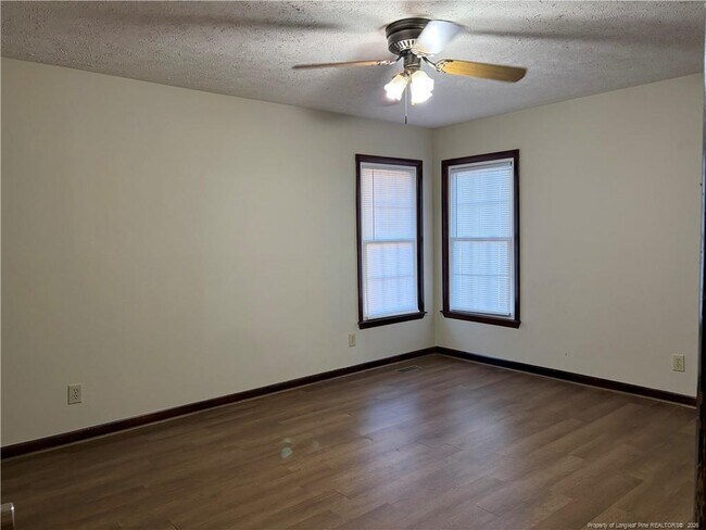 Building Photo - 7098 Calamar Dr