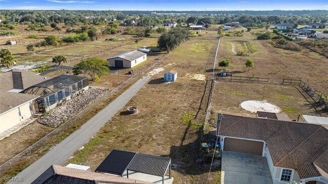 Building Photo - 4080 24th Ave NE