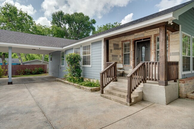 Building Photo - 2609 Wheless Ln