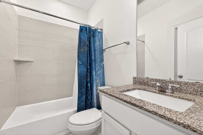 Building Photo - 8114 Royal Palm Ct