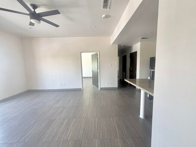 Building Photo - 502 Shiloh Dr
