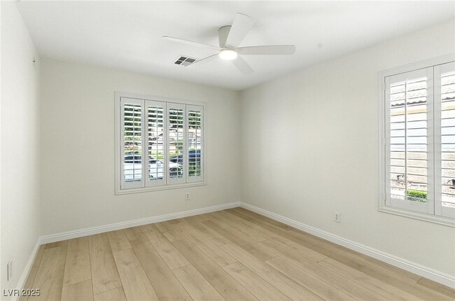 Building Photo - 10950 Crispinio St