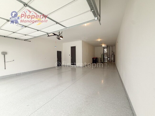 Building Photo - 3024 E Parulo Dr