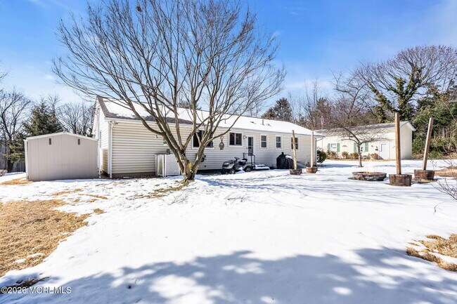 Building Photo - 46 Sunset Ave