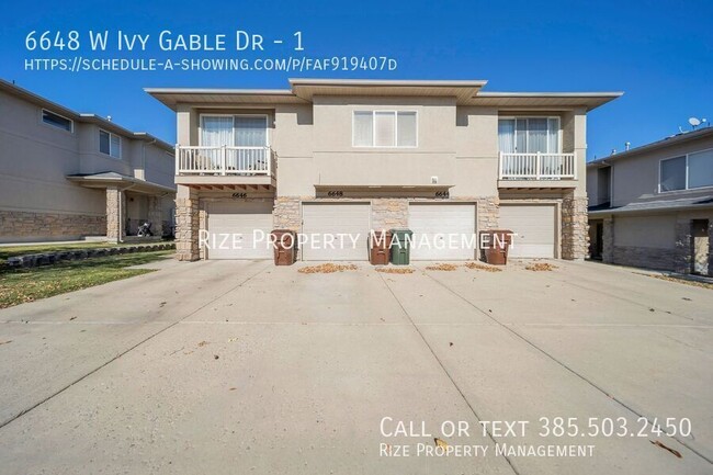 Building Photo - Lease now, live easy. Move in Special!