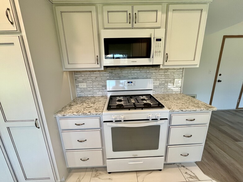 Building Photo - 2262 Highfield Ln