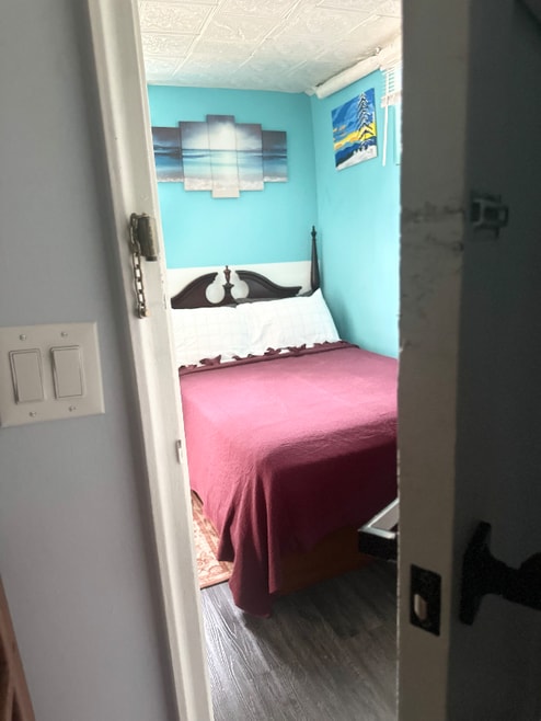 Building Photo - 5 Hardy Pl