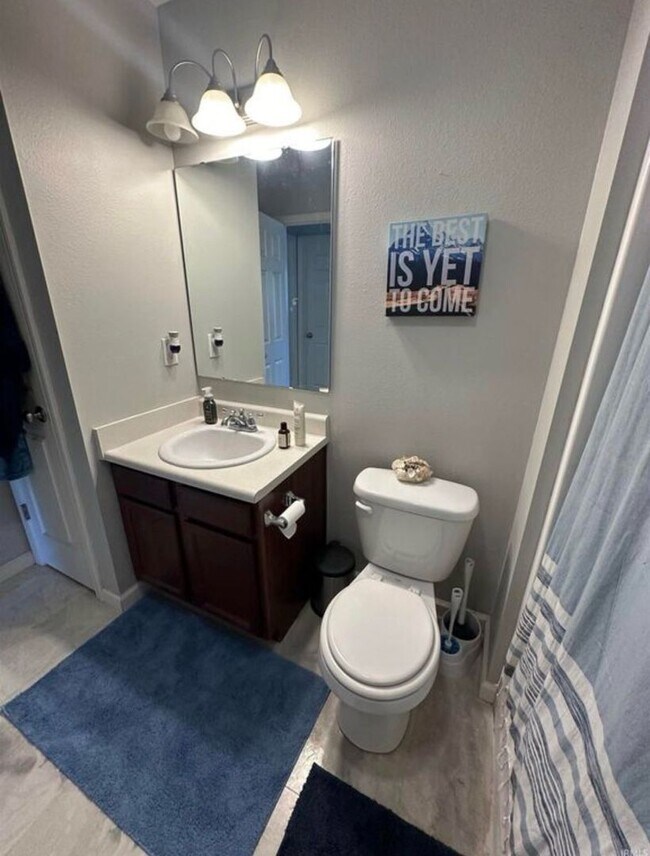 Building Photo - Split Floor Plan 3B2B Ranch in Lindberg Village