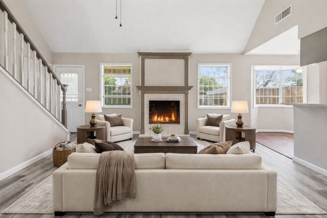 Building Photo - 6703 Krause Dr