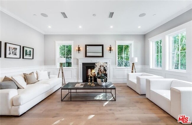 Building Photo - 4710 Noeline Ave