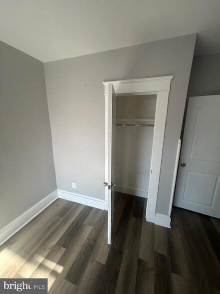 Building Photo - 2811 Brighton St