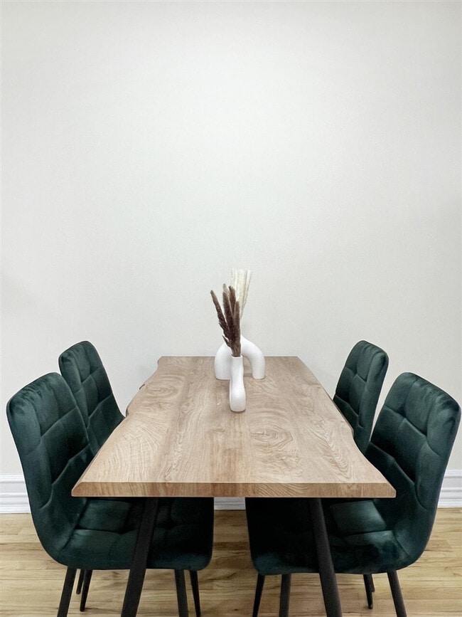 Building Photo - 179 E 102nd St