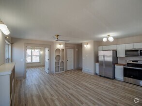Building Photo - 922