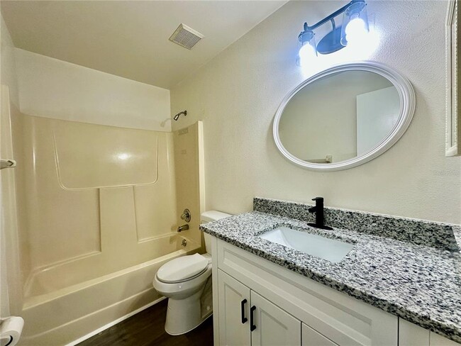 Building Photo - 7903 Waterview Way