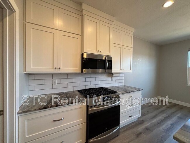 Building Photo - 1792 W 150 S