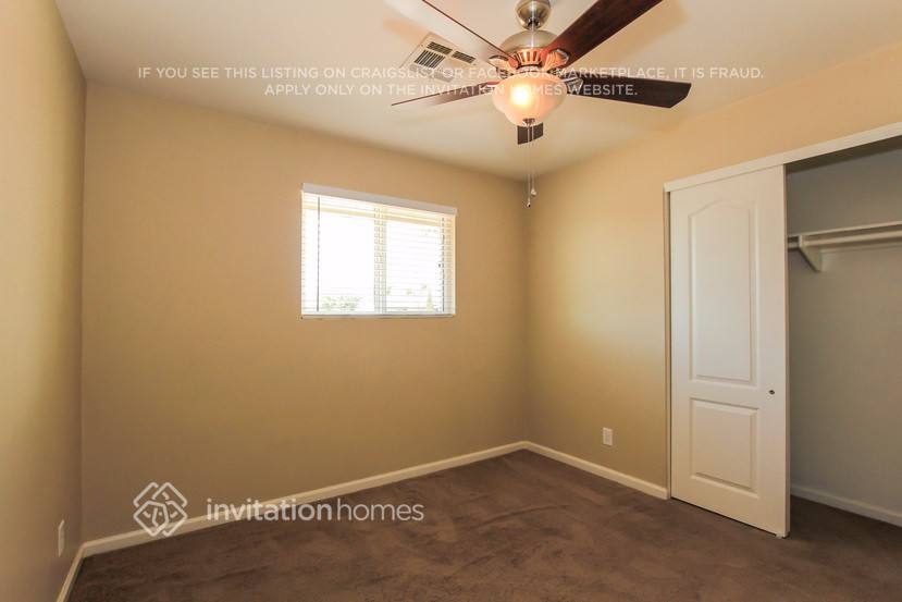 Building Photo - 2307 E Hillery Dr