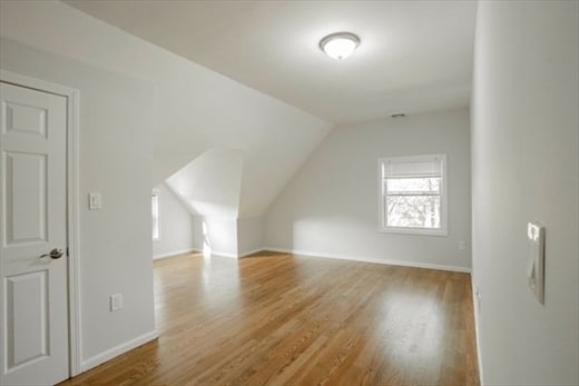 Building Photo - 92 Maple St