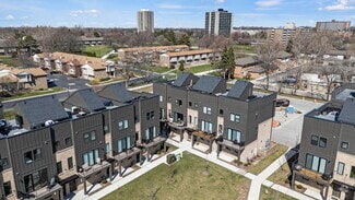 Building Photo - 1063 Hampton Cir