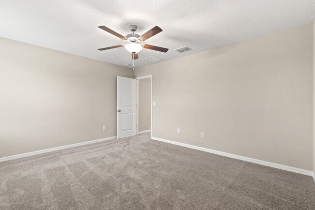 Building Photo - Like New Home For Rent in Touchstone!