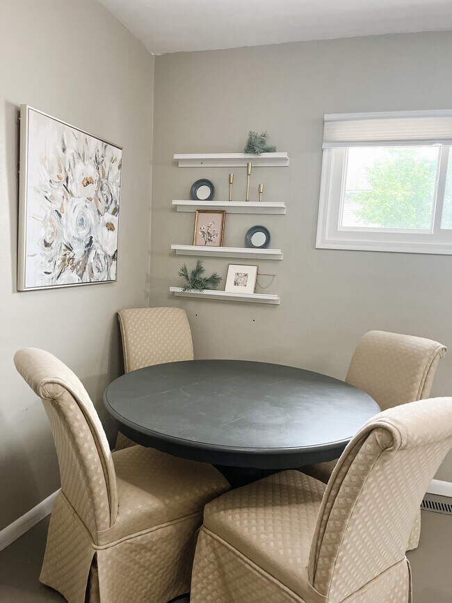 Dining area (2 more chairs are in the basement.) - 2802 Linden Ave