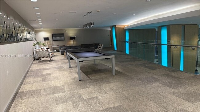 Building Photo - 92 SW 3rd St