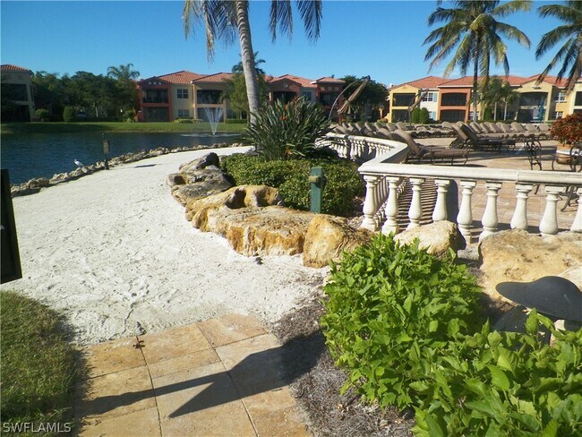 Building Photo - 8641 Piazza Del Lago Cir