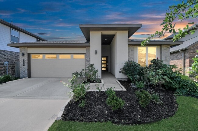 Primary Photo - 3014 Jackmans Diamond