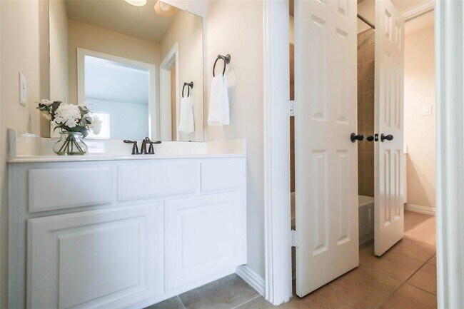 Building Photo - 12222 Cobble Cove Cir