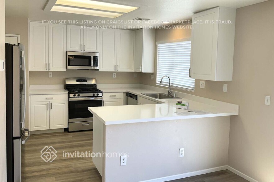 Building Photo - 5438 Ragged Robin Ct