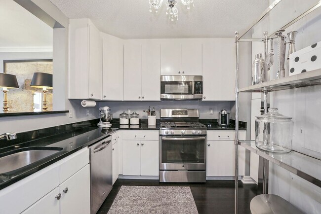 Building Photo - UPDATED Modern 1BR at The Artisan | Downtown DC Living