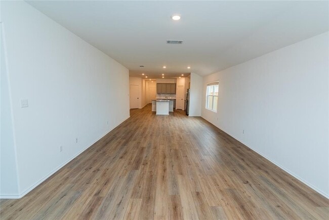 Building Photo - 116 The Ugly Wy