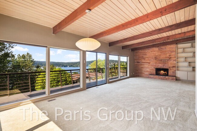 Primary Photo - Extraordinary 4BR, 4200sf Mid Century Water View Home with Amazing Outdoor Spaces