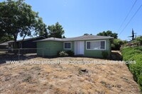 Building Photo - SE Tenino St - Brentwood-Darlington ranch-...