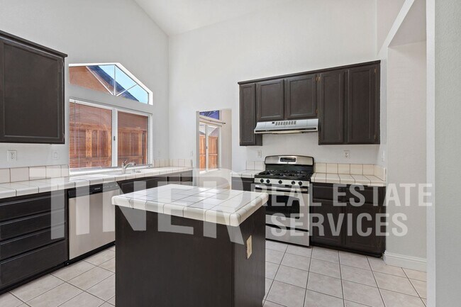 Building Photo - 7661 Copper Cove Pl