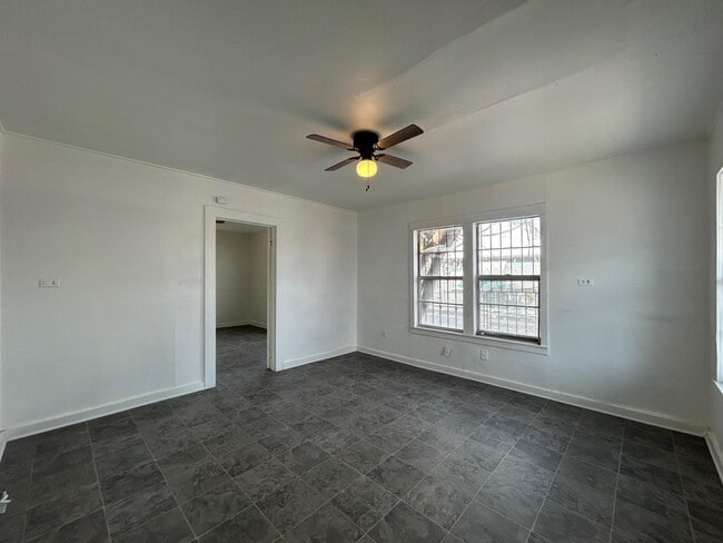 Building Photo - 815 San Jorge Ave