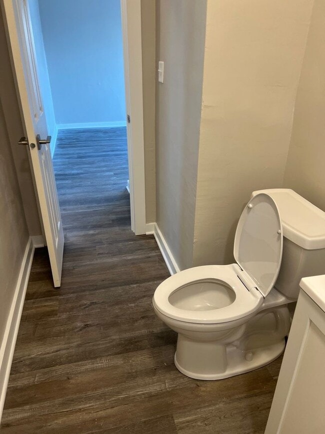 Building Photo - 2 Bedroom House for Rent in Lake Station