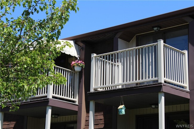 Building Photo - 3948 Ridge Lea Rd