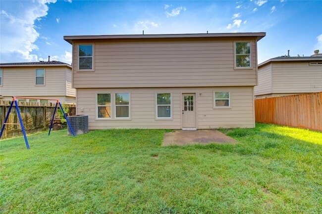 Building Photo - 6422 Mildenhall Ct