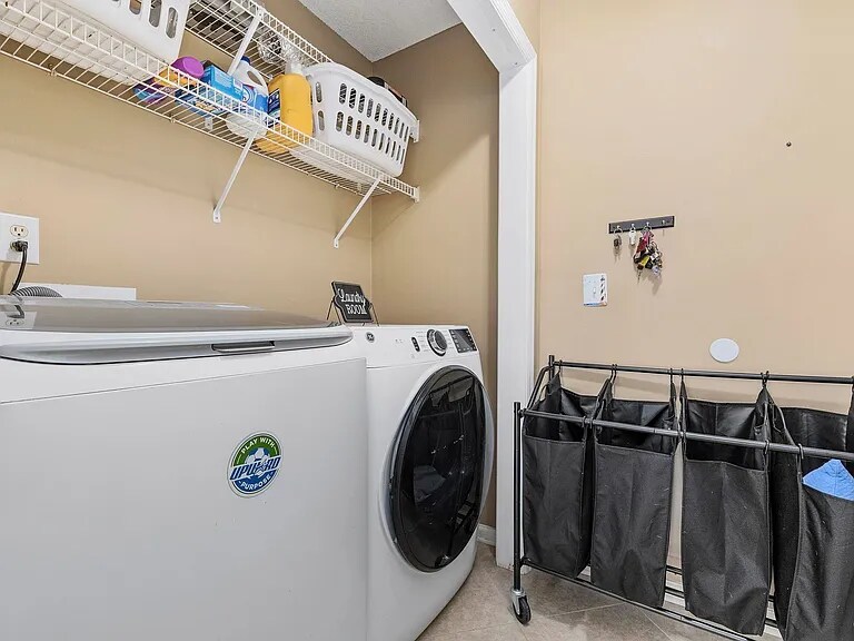 Building Photo - 125 Edwards Ln