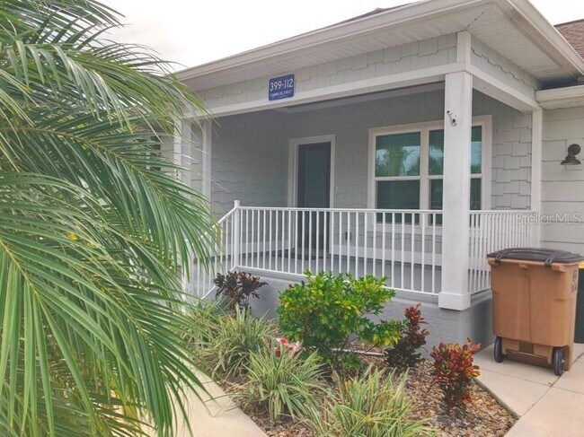 Building Photo - 399 Carmalita St